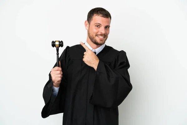 Rechter Kaukasische Man Geïsoleerd Witte Achtergrond Wijzend Naar Zijkant Een — Stockfoto