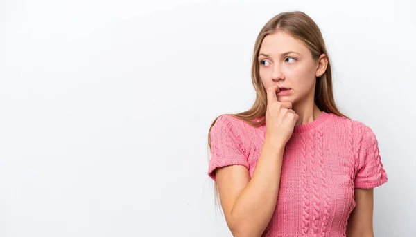 Junge Russin Isoliert Auf Weißem Hintergrund Nervös Und Verängstigt — Stockfoto