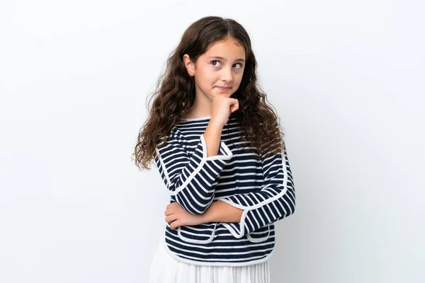 Pequena Menina Caucasiana Isolado Fundo Branco Com Dúvidas Pensamento — Fotografia de Stock