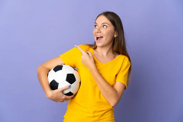 Young Lithuanian Football Player Woman Isolated Purple Background Intending Realizes — 图库照片