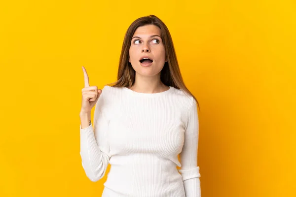 Young Slovak Woman Isolated Yellow Background Intending Realizes Solution While — Stock Photo, Image
