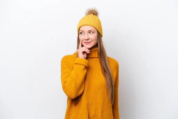 Young Caucasian Woman Wearing Winter Jacket Isolated White Background Thinking — Stockfoto