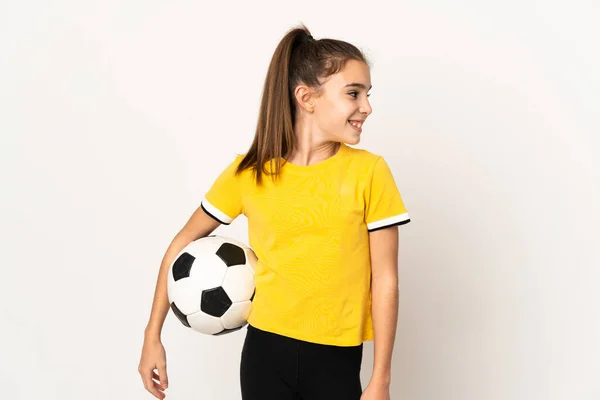 Beyaz Arka Planda Izole Edilmiş Küçük Futbolcu Kız — Stok fotoğraf