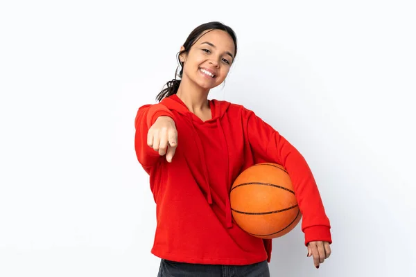 Young Woman Playing Basketball Isolated White Background Pointing Front Happy — 图库照片