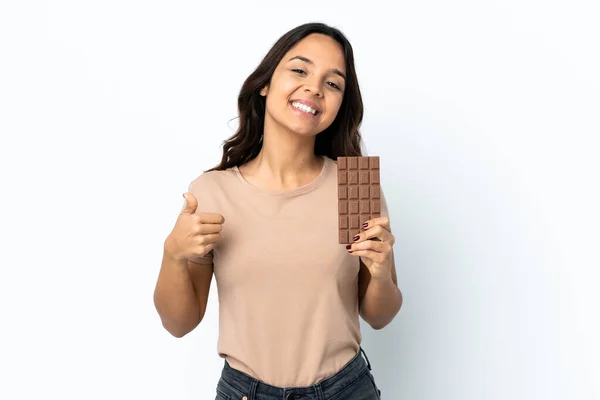 Young Woman Isolated White Background Taking Chocolate Tablet Thumb — Stock fotografie