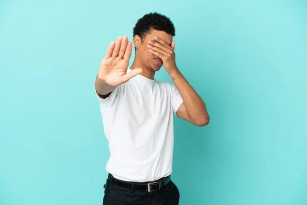 Young African American Man Isolated Blue Background Making Stop Gesture — Stockfoto