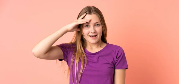 Teenager Ukrainian Girl Isolated Pink Background Has Realized Something Intending — Stock Photo, Image