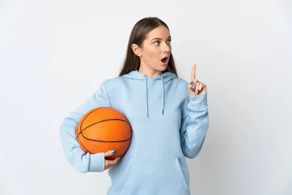 Jonge Litouwse Vrouw Spelen Basketbal Geïsoleerd Witte Achtergrond Denken Dat — Stockfoto