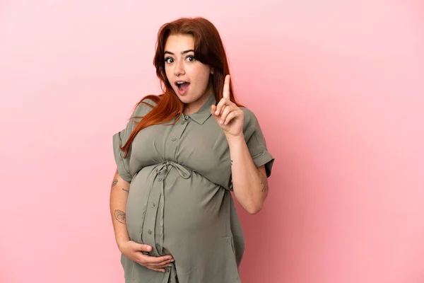 Young Redhead Caucasian Woman Isolated Pink Background Pregnant Thinking — Stock Photo, Image