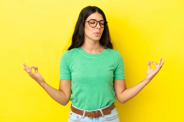 Young Caucasian Woman Isolated Yellow Background Zen Pose — Stock Photo, Image