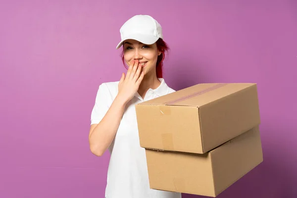 Teenager Delivery Girl Isolated Purple Background Happy Smiling Covering Mouth — Fotografia de Stock