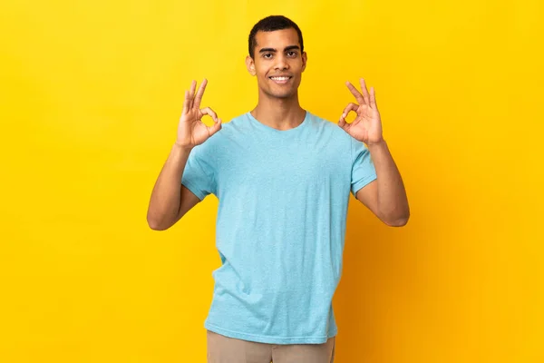 African American Man Isolated Background Showing Sign Two Hands — Stockfoto