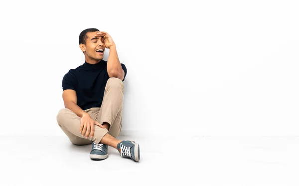 African American Man Sitting Floor Has Realized Something Intending Solution — Foto de Stock