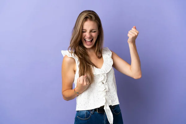 Young Caucasian Woman Isolated Background Celebrating Victory — Stock Photo, Image