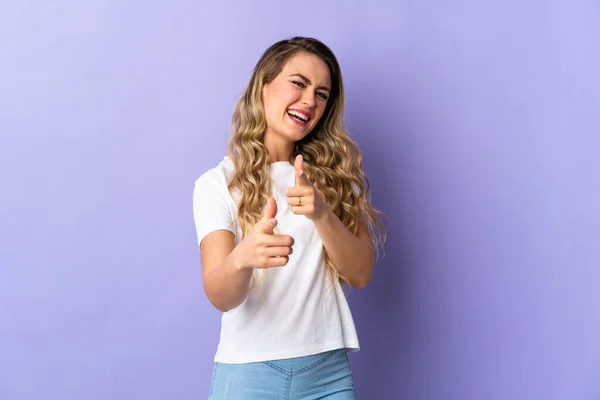Young Brazilian Woman Isolated Purple Background Pointing Front Smiling — Zdjęcie stockowe