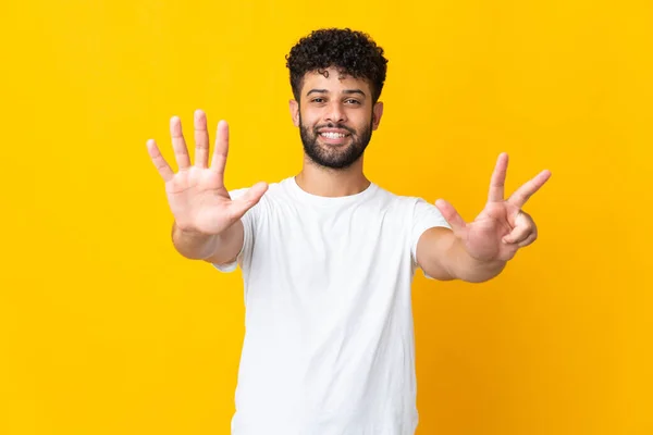 Young Moroccan Man Isolated Yellow Background Counting Eight Fingers — 图库照片