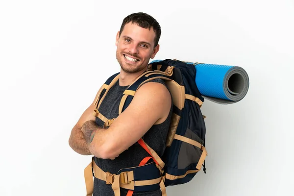 Brazilian Mountaineer Man Big Backpack Isolated White Background Arms Crossed — Stockfoto