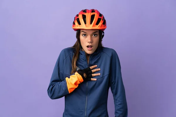 Teenager Cyclist Girl Surprised Shocked While Looking Right — Stockfoto