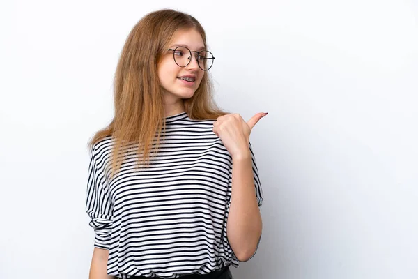 Beyaz Arka Planda Izole Edilmiş Genç Rus Kız Bir Ürünü — Stok fotoğraf