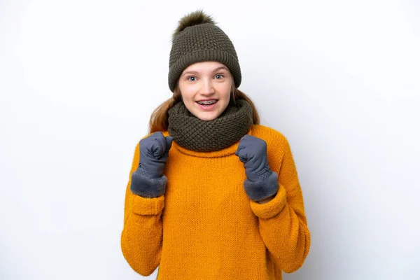 Adolescente Russo Menina Vestindo Casaco Inverno Isolado Fundo Branco Comemorando — Fotografia de Stock