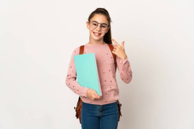 Tecrit edilmiş bir geçmişi olan küçük bir kız çocuğu iyi niyet göstergesi olarak işaret veriyor.