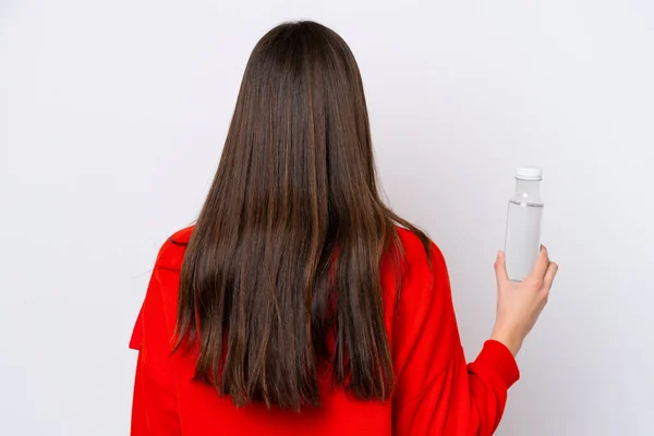 Giovane Donna Brasiliana Con Una Bottiglia Acqua Isolata Sfondo Bianco — Foto Stock
