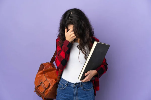 Estudante Adolescente Isolado Fundo Roxo Com Expressão Cansada Doente — Fotografia de Stock