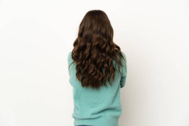 Beyaz arka planda izole edilmiş küçük beyaz bir kız.