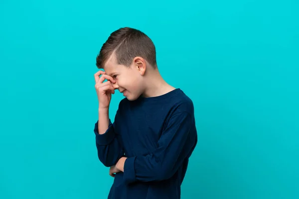 Little Kid Boy Isolated Blue Background Laughing — Stock Photo, Image