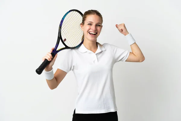 Joven Mujer Caucásica Aislada Sobre Fondo Blanco Jugando Tenis Celebrando — Foto de Stock