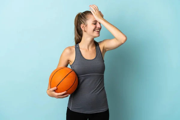 Jeune Femme Jouant Basket Isolé Sur Fond Bleu Réalisé Quelque — Photo