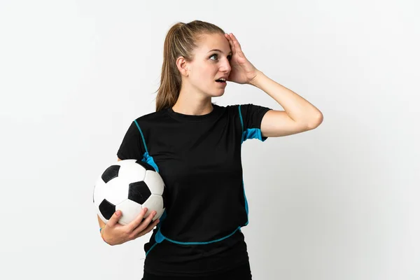 Beyaz Arka Planda Izole Edilmiş Genç Bir Futbolcu Kadın Yan — Stok fotoğraf