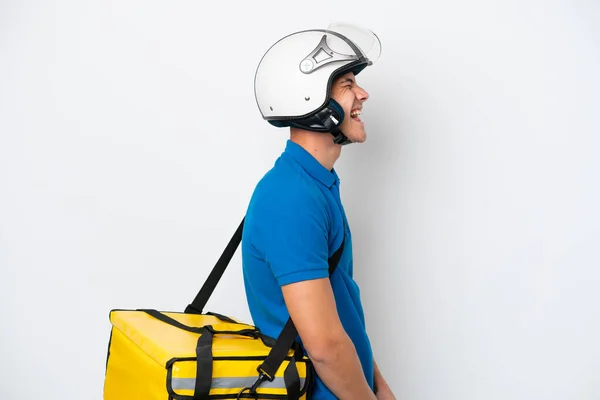 Joven Hombre Caucásico Con Mochila Térmica Aislada Sobre Fondo Blanco — Foto de Stock