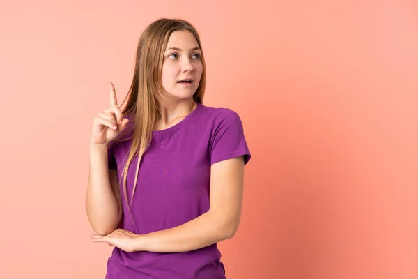 Teenager Ukrainisches Mädchen Isoliert Auf Rosa Hintergrund Denken Eine Idee — Stockfoto