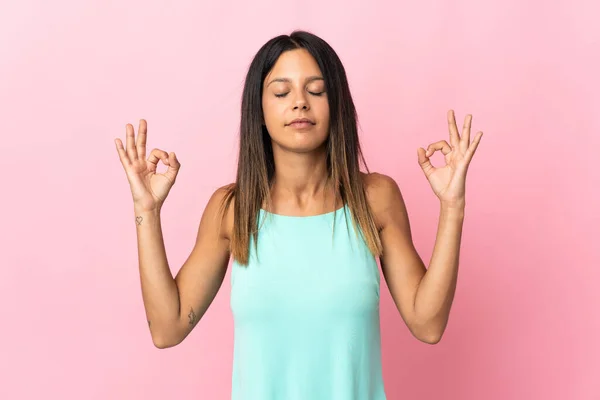 Caucasian Girl Isolated Pink Background Zen Pose — Stock Photo, Image