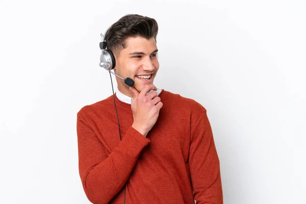 Télévendeur Caucasien Homme Travaillant Avec Casque Isolé Sur Fond Blanc — Photo