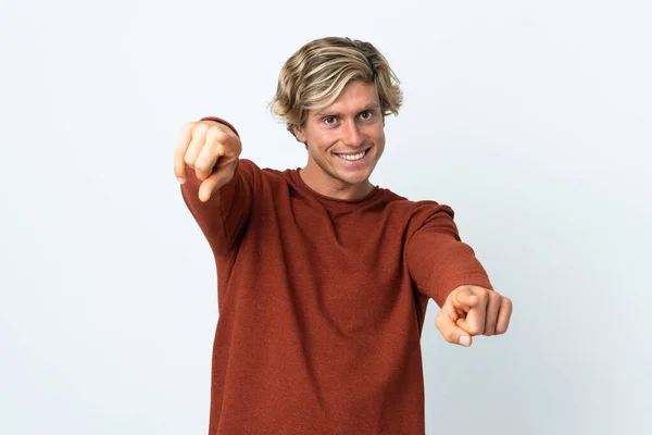 Inglês Homem Sobre Isolado Branco Fundo Apontando Frente Com Feliz — Fotografia de Stock