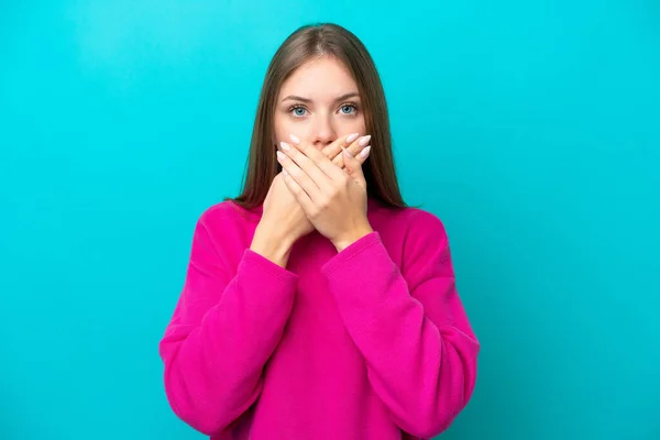 Young Lithuanian Woman Isolated Blue Background Covering Mouth Hands — Stock Photo, Image
