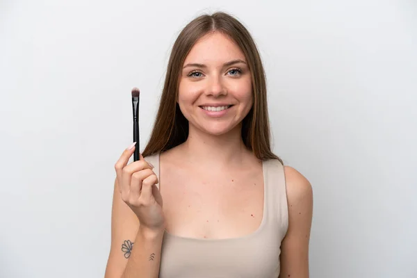 Joven Mujer Lituana Aislada Sobre Fondo Blanco Sosteniendo Cepillo Maquillaje — Foto de Stock