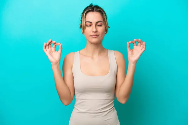 Young Caucasian Woman Isolated Blue Background Zen Pose — Stock Photo, Image