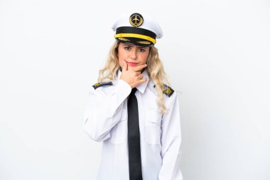 Brezilya uçağı pilotu beyaz arka planda izole edilmiş.