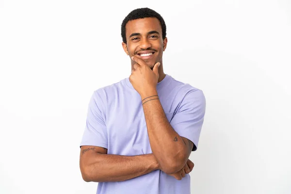 Afro Americano Bonito Homem Isolado Branco Fundo Feliz Sorrindo — Fotografia de Stock