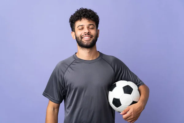 Handsome Moroccan Young Football Player Man Isolated Purple Background Laughing — Stock Photo, Image