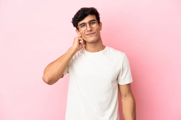 Young Argentinian Man Isolated Pink Background Laughing — Stock Photo, Image