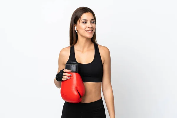 Mladý Sport Žena Izolované Bílém Pozadí Boxerskými Rukavicemi — Stock fotografie