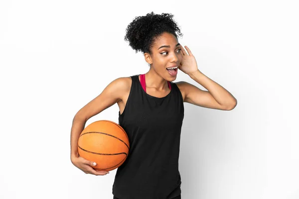 Young Basketball Player Latin Woman Isolated White Background Listening Something — Foto Stock