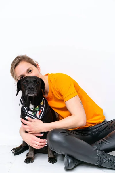 Young Caucasian Woman Her Dog Isolated Background — Fotografia de Stock