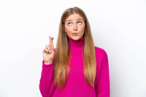 Jonge Kaukasische Vrouw Geïsoleerd Witte Achtergrond Met Vingers Kruisen Wensen — Stockfoto