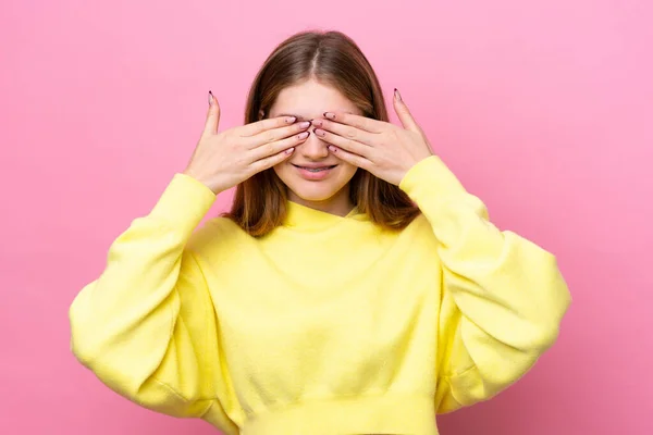 Teenager Russian Girl Isolated Pink Background Covering Eyes Hands Smiling — Stock Fotó