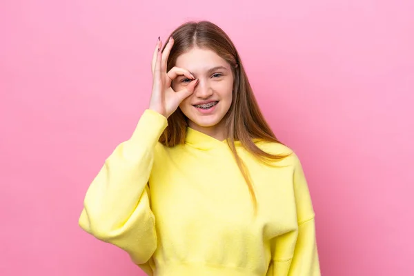 Teenager Russian Girl Isolated Pink Background Showing Sign Fingers — Stock Photo, Image
